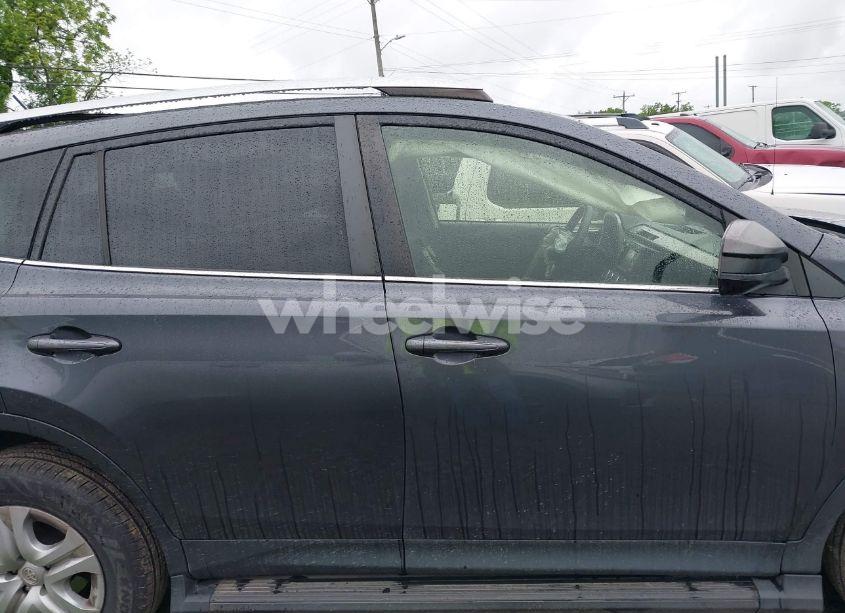 Photo 13 of 2015 Toyota Rav4 LE (VIN JTMZFREV5FD047928)