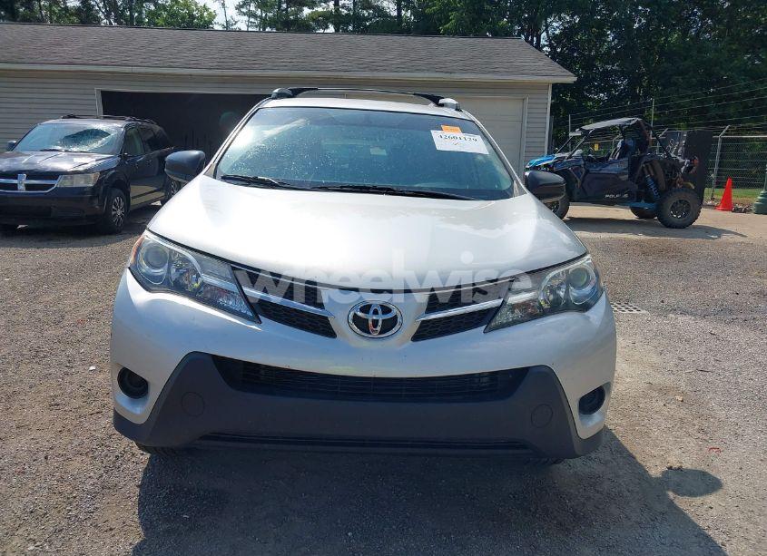 Photo 12 of 2015 Toyota Rav4 LE (VIN JTMZFREV5FD061134)