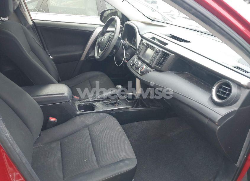 Photo 5 of 2016 Toyota Rav4 LE (VIN JTMZFREV6GJ078639)