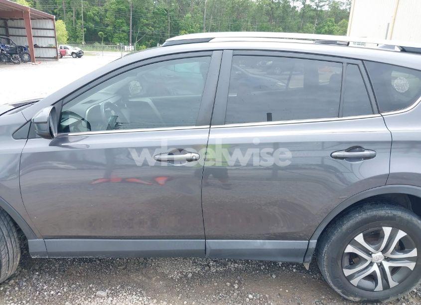 Photo 14 of 2016 Toyota Rav4 LE (VIN JTMZFREV7GJ078424)