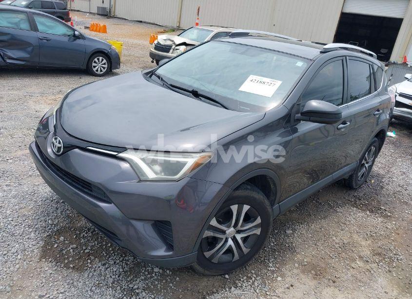 Photo 2 of 2016 Toyota Rav4 LE (VIN JTMZFREV7GJ078424)