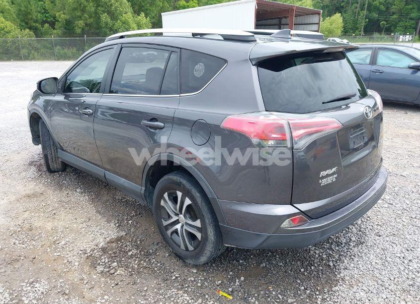 Photo 3 of 2016 Toyota Rav4 LE (VIN JTMZFREV7GJ078424)