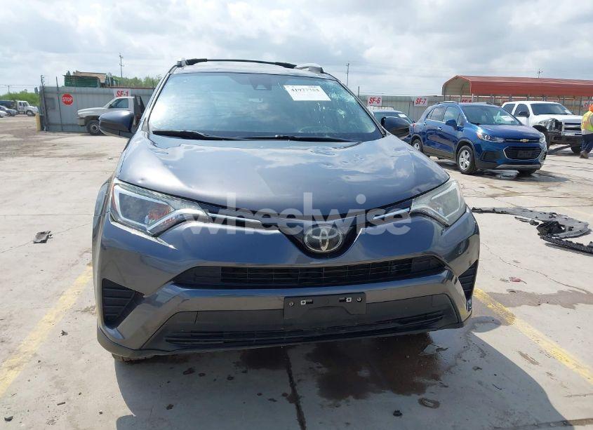 Photo 12 of 2018 Toyota Rav4 LE (VIN JTMZFREV7JJ724116)