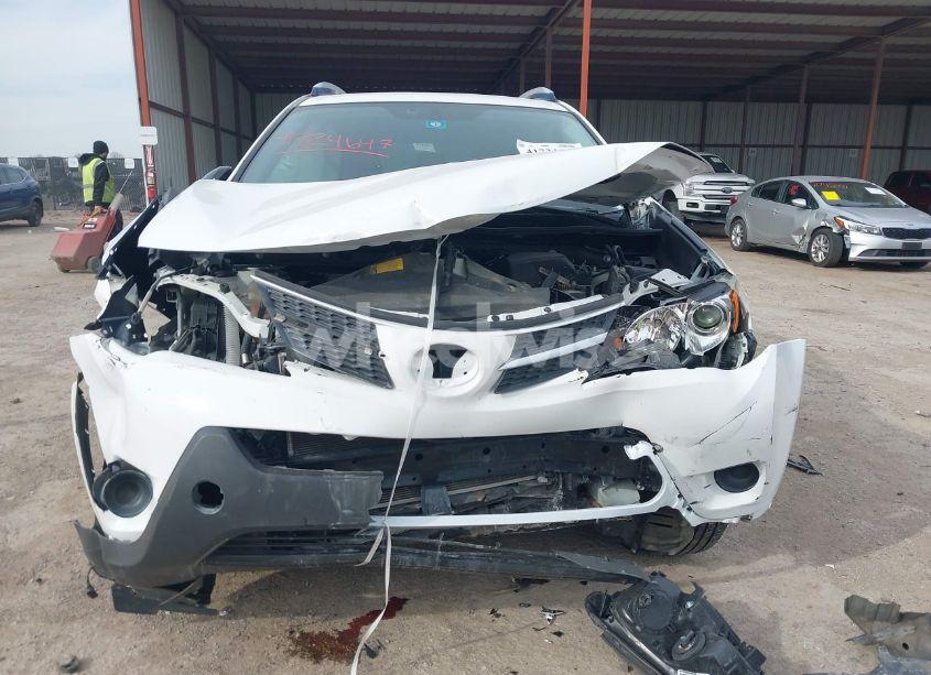 Photo 12 of 2015 Toyota Rav4 LE (VIN JTMZFREV8FJ032468)