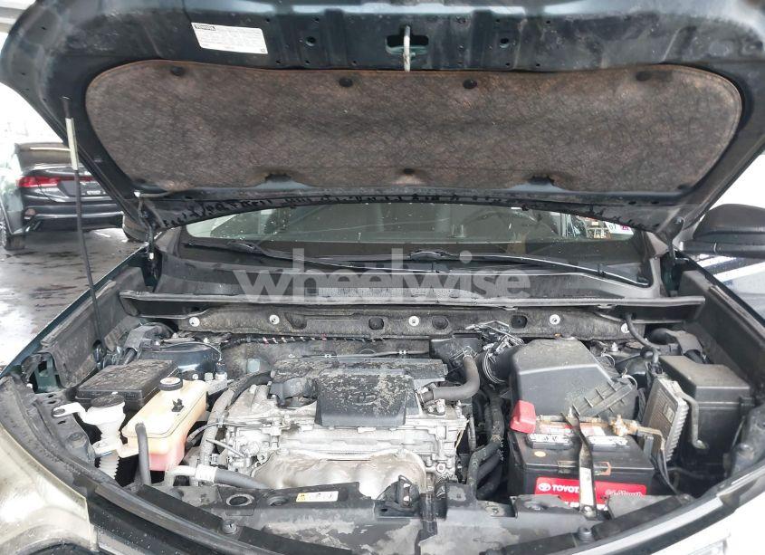 Photo 10 of 2018 Toyota Rav4 LE (VIN JTMZFREV8JJ191399)