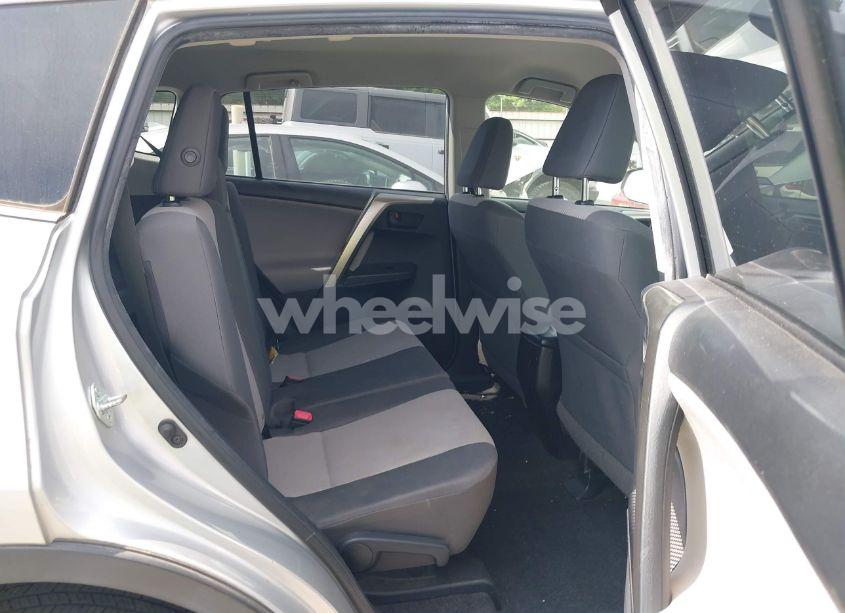 Photo 8 of 2014 Toyota Rav4 LE (VIN JTMZFREVXED039628)