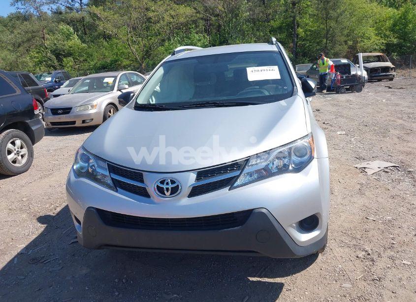 Photo 12 of 2014 Toyota Rav4 LE (VIN JTMZFREVXED042738)