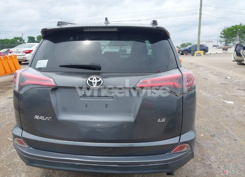 Photo 16 of 2016 Toyota Rav4 LE (VIN JTMZFREVXGJ072715)