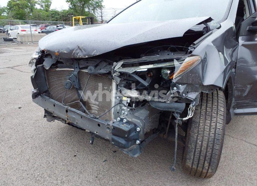 Photo 6 of 2018 Toyota Rav4 LE (VIN JTMZFREVXJJ169369)