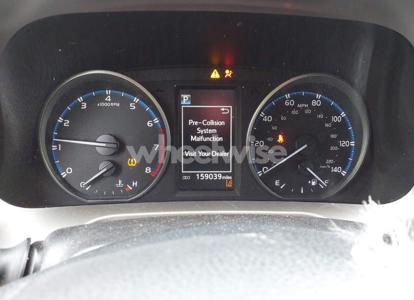 Photo 7 of 2018 Toyota Rav4 LE (VIN JTMZFREVXJJ169369)