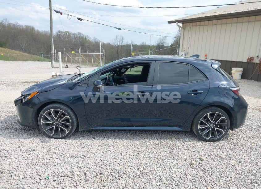 Photo 14 of 2022 Toyota Corolla XSE (VIN JTNA4MBE3N3157564)