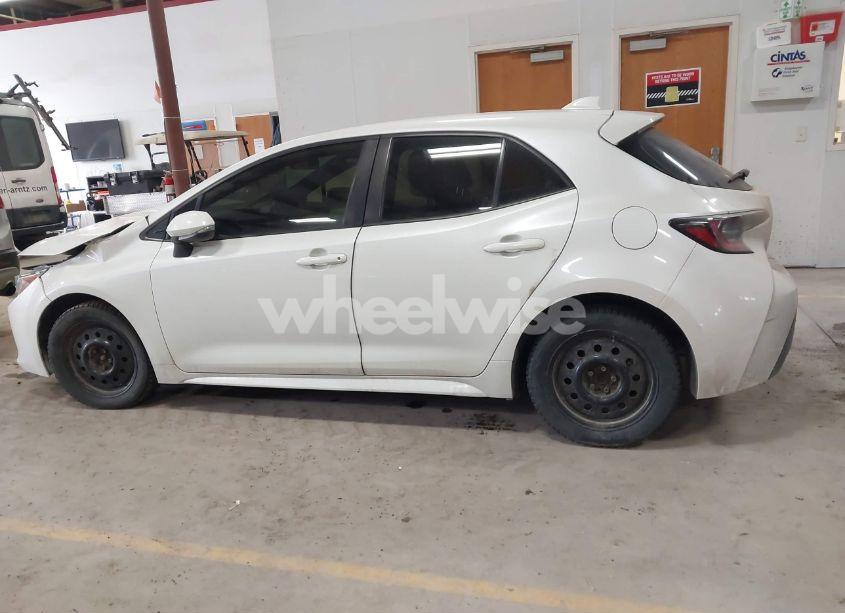 Photo 14 of 2020 Toyota Corolla XSE (VIN JTNA4RBE3L3090264)