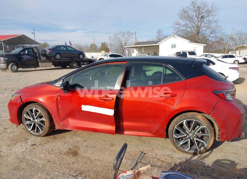 Photo 15 of 2020 Toyota Corolla XSE (VIN JTNA4RBE5L3087432)