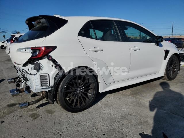 Photo 8 of 2025 TOYOTA GR COROLLA CORE (VIN JTNABAAE3SA017057)