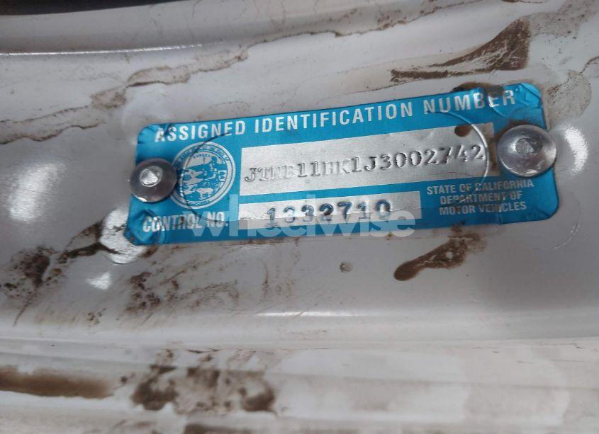 Photo 9 of 2018 Toyota Camry LE (VIN JTNB11HK1J3002742)