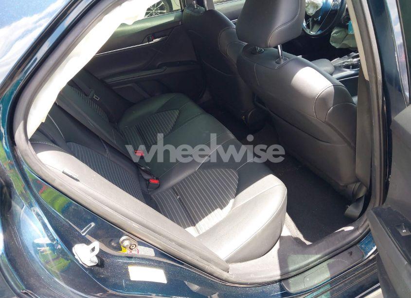 Photo 8 of 2018 Toyota Camry SE (VIN JTNB11HK1J3023994)