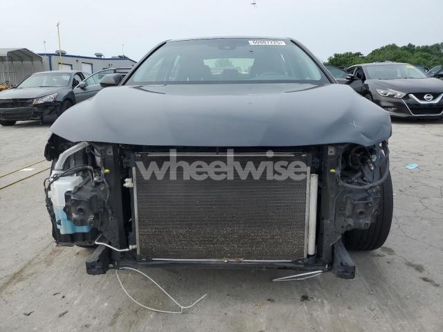 Photo 3 of 2018 TOYOTA CAMRY L (VIN JTNB11HK5J3032746)