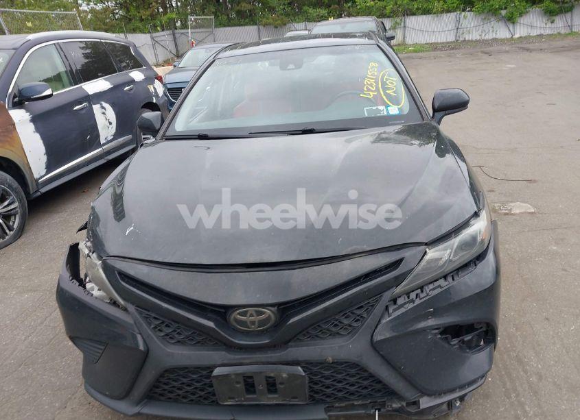 Photo 12 of 2018 Toyota Camry SE (VIN JTNB11HK5J3051104)