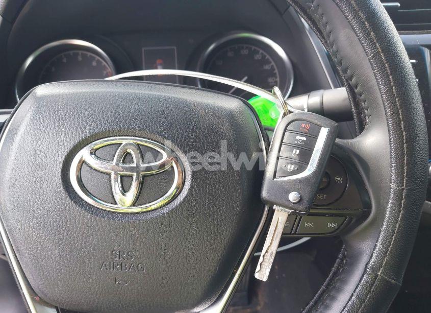 Photo 11 of 2018 Toyota Camry SE (VIN JTNB11HK6J3010075)