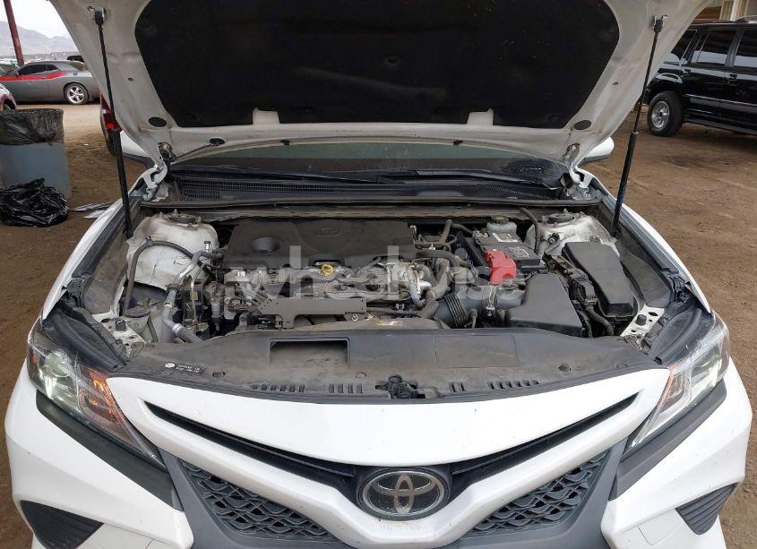 Photo 10 of 2018 Toyota Camry SE (VIN JTNB11HK7J3073976)