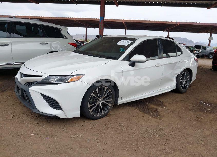 Photo 6 of 2018 Toyota Camry SE (VIN JTNB11HK7J3073976)
