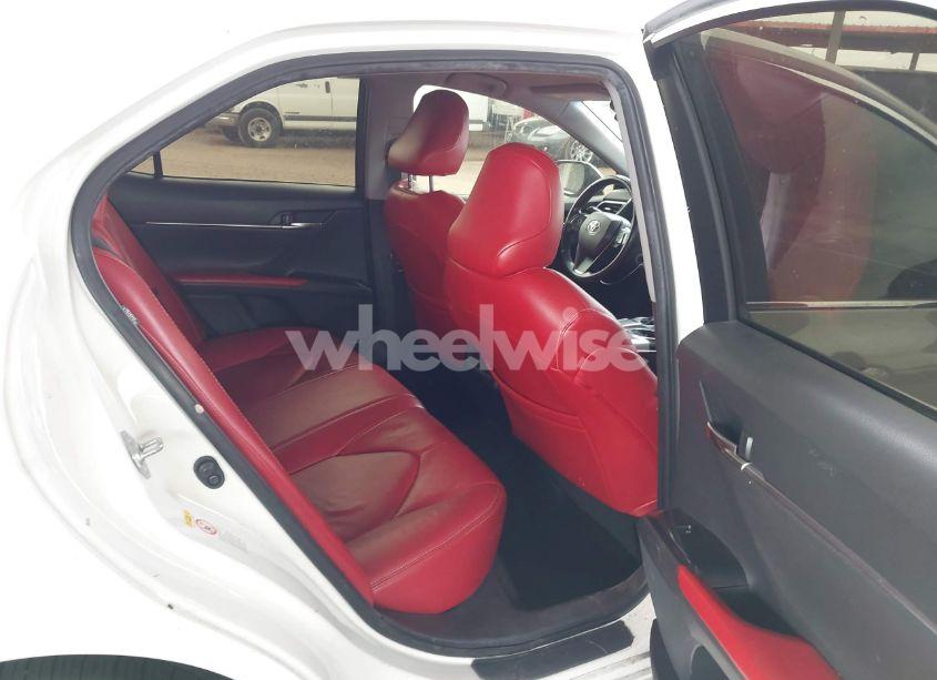 Photo 8 of 2018 Toyota Camry SE (VIN JTNB11HK7J3073976)