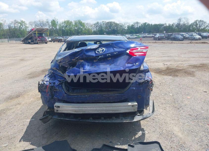 Photo 17 of 2018 Toyota Camry LE (VIN JTNB11HKXJ3042883)