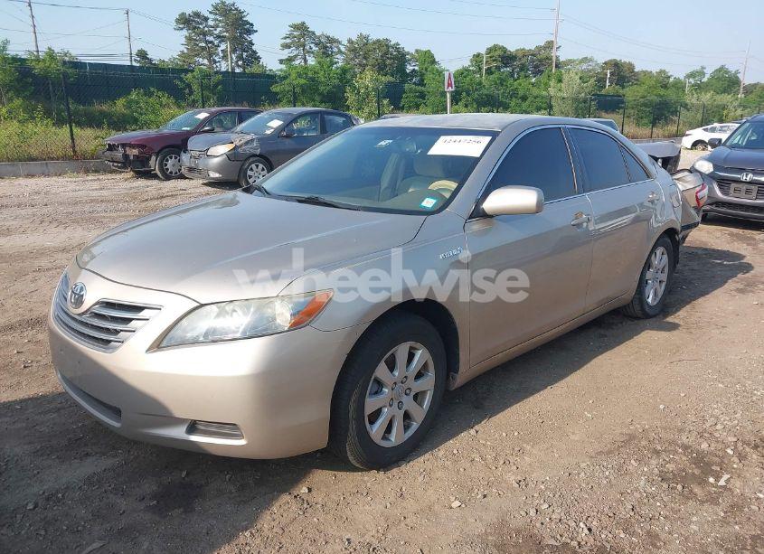Photo 2 of 2007 Toyota Camry HYBRID (VIN JTNBB46K373000730)