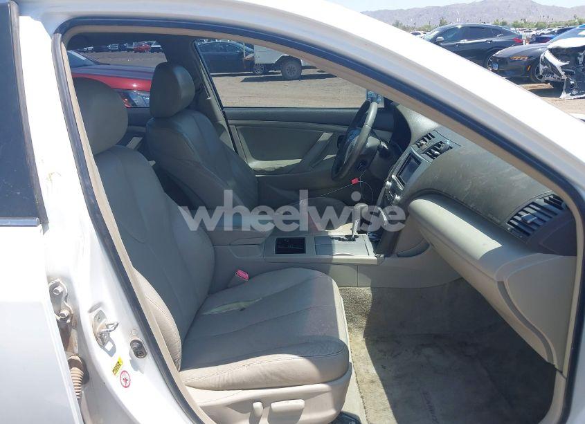 Photo 5 of 2007 Toyota Camry HYBRID (VIN JTNBB46K473020954)