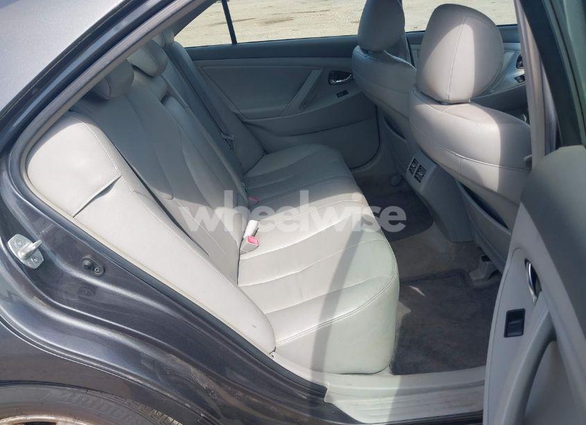 Photo 8 of 2007 Toyota Camry HYBRID (VIN JTNBB46K473032599)