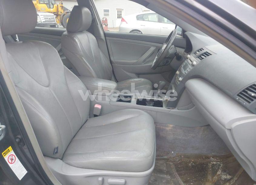 Photo 5 of 2007 Toyota Camry HYBRID (VIN JTNBB46K473036779)