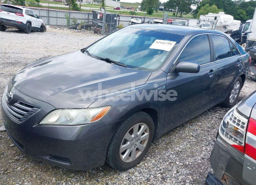 Photo 2 of 2007 Toyota Camry HYBRID (VIN JTNBB46K573007839)