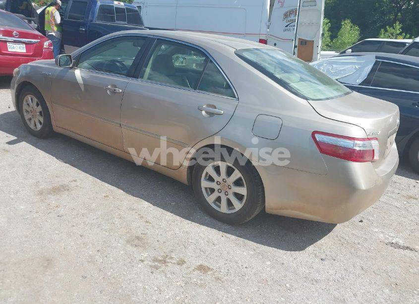 Photo 3 of 2007 Toyota Camry HYBRID (VIN JTNBB46K573031025)