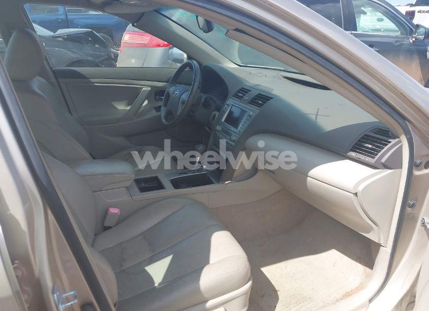 Photo 5 of 2007 Toyota Camry HYBRID (VIN JTNBB46K573031025)