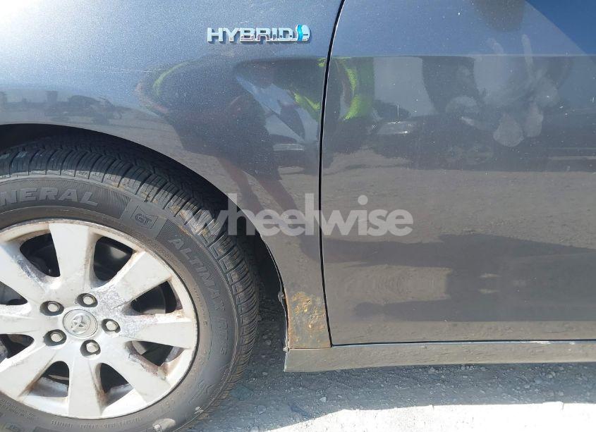 Photo 13 of 2007 Toyota Camry HYBRID (VIN JTNBB46K873020942)