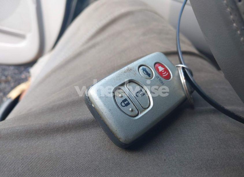 Photo 11 of 2007 Toyota Camry HYBRID (VIN JTNBB46K973043811)