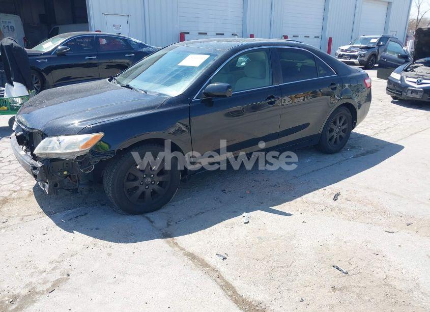 Photo 2 of 2007 Toyota Camry XLE (VIN JTNBE46K073017041)