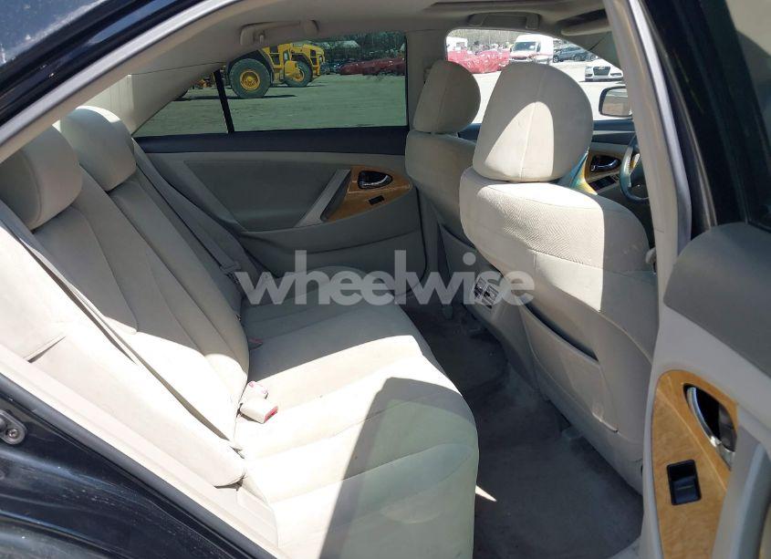 Photo 8 of 2007 Toyota Camry XLE (VIN JTNBE46K073017041)