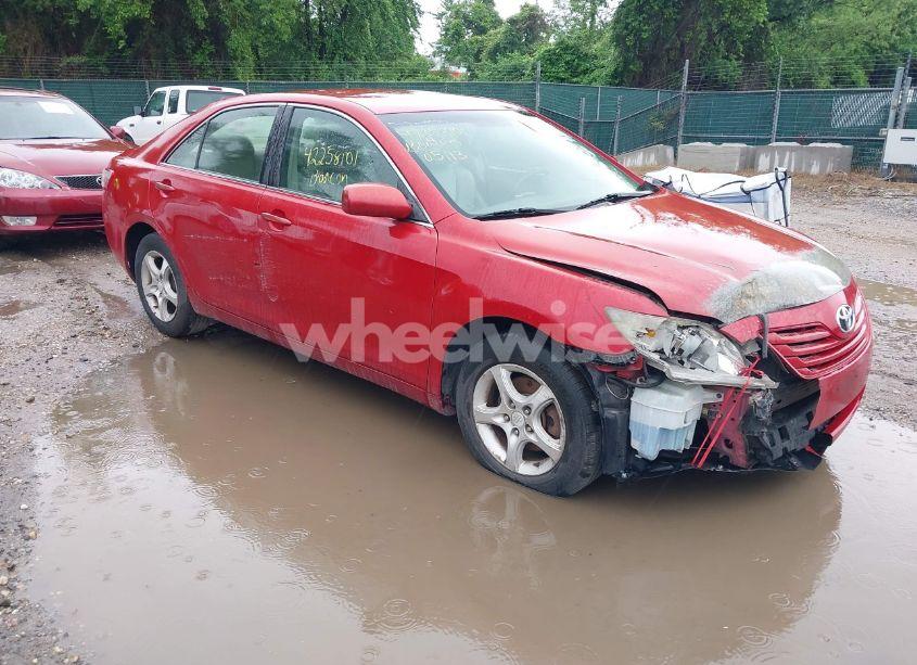 2007 Toyota Camry LE (VIN JTNBE46K073031988) main photo