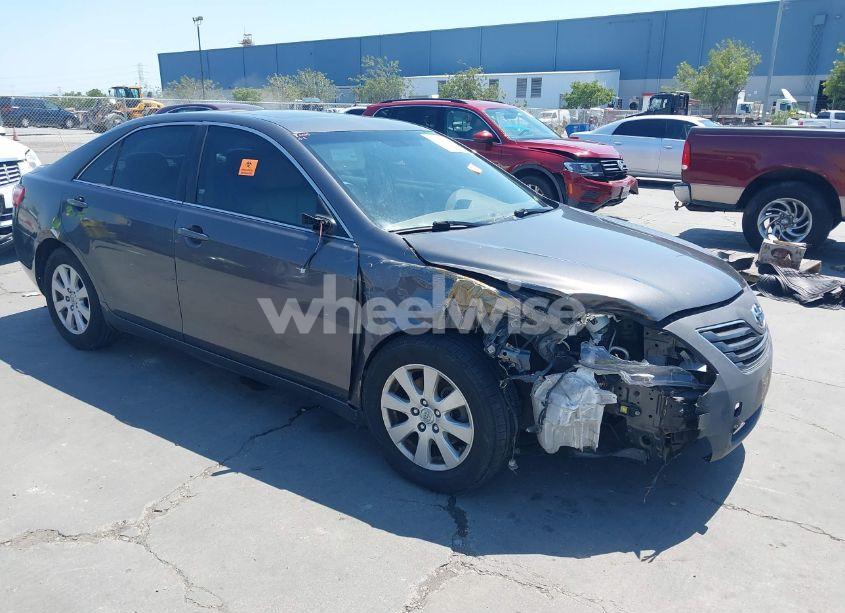 2007 Toyota Camry XLE (VIN JTNBE46K173003763) main photo