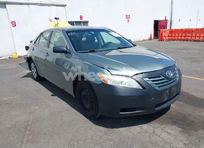2007 Toyota Camry LE (VIN JTNBE46K473127266) main photo