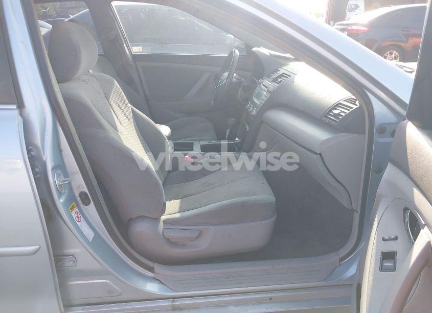 Photo 5 of 2007 Toyota Camry LE (VIN JTNBE46K573045966)