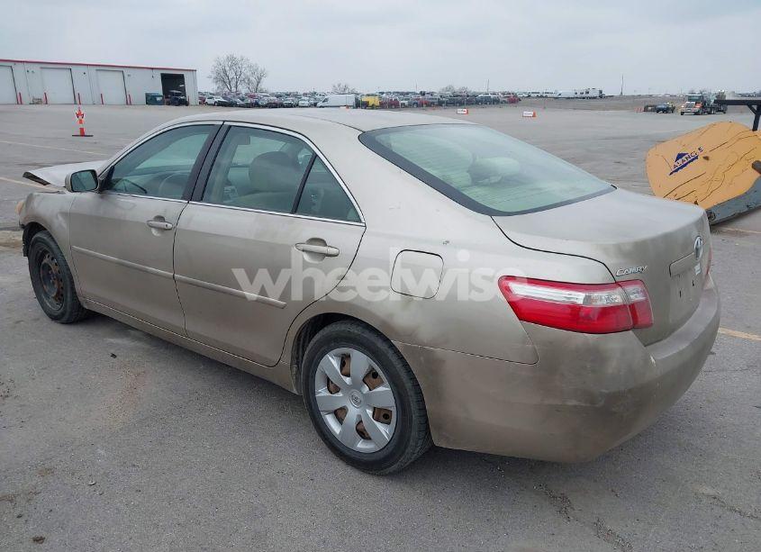 Photo 3 of 2007 Toyota Camry LE (VIN JTNBE46K673031607)