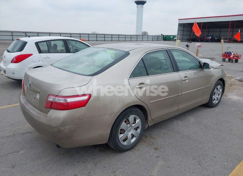 Photo 4 of 2007 Toyota Camry LE (VIN JTNBE46K673031607)