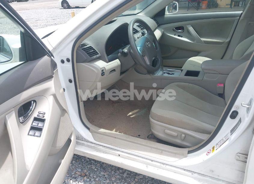 Photo 5 of 2007 Toyota Camry LE (VIN JTNBE46K773017103)