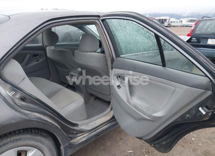 Photo 8 of 2007 Toyota Camry LE (VIN JTNBE46KX73036437)