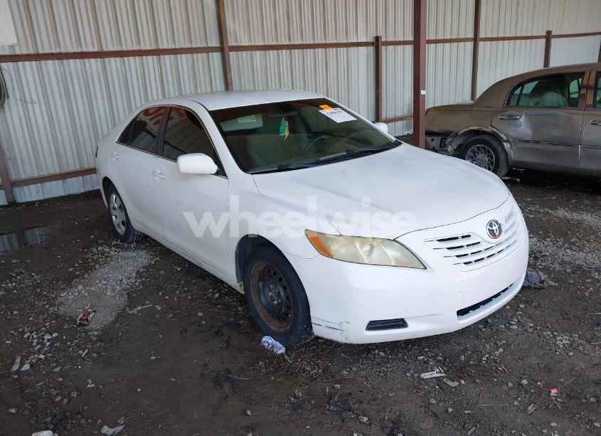 2007 Toyota Camry LE (VIN JTNBE46KX73068062) main photo
