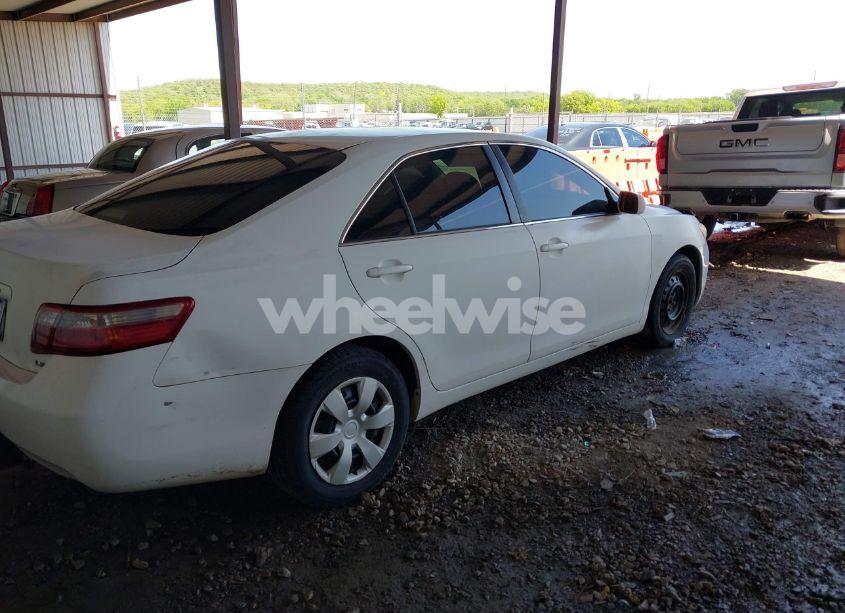 Photo 4 of 2007 Toyota Camry LE (VIN JTNBE46KX73068062)