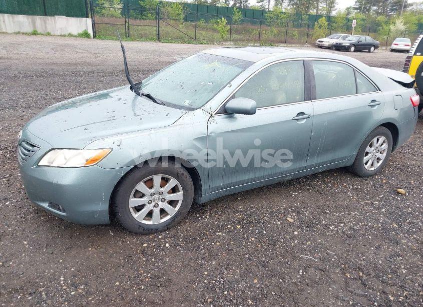Photo 2 of 2007 Toyota Camry XLE (VIN JTNBE46KX73069941)