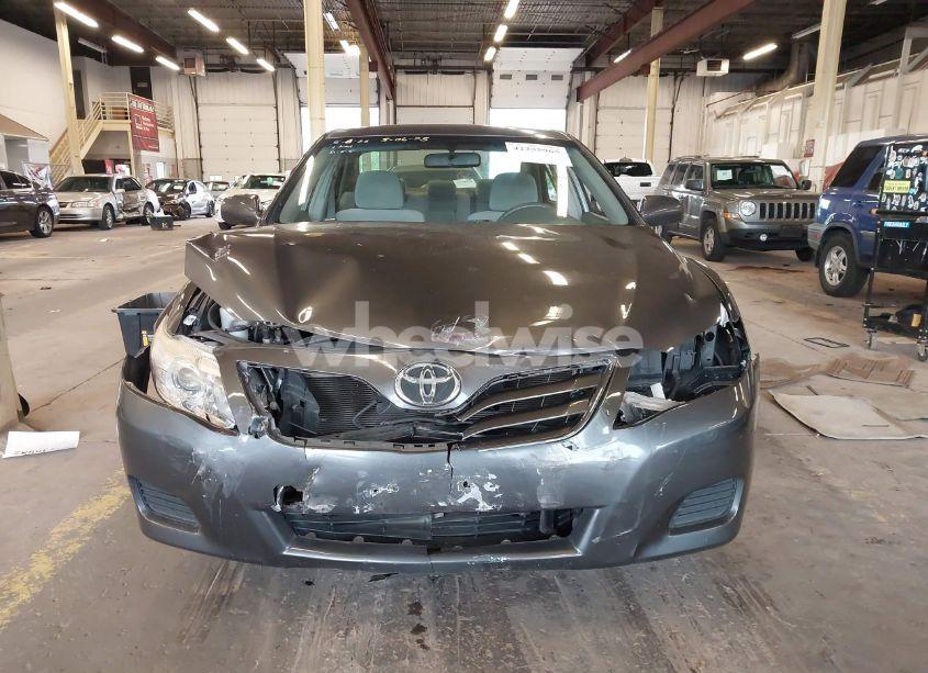 Photo 12 of 2011 Toyota Camry LE (VIN JTNBF3EK4B3009686)